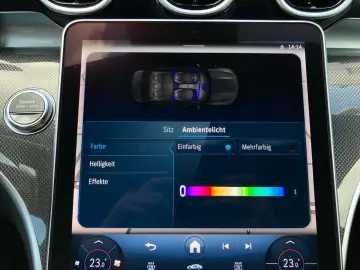 MERCEDES-BENZ C 200 AMG Memory DigLight LenkradHz 360 Kamera