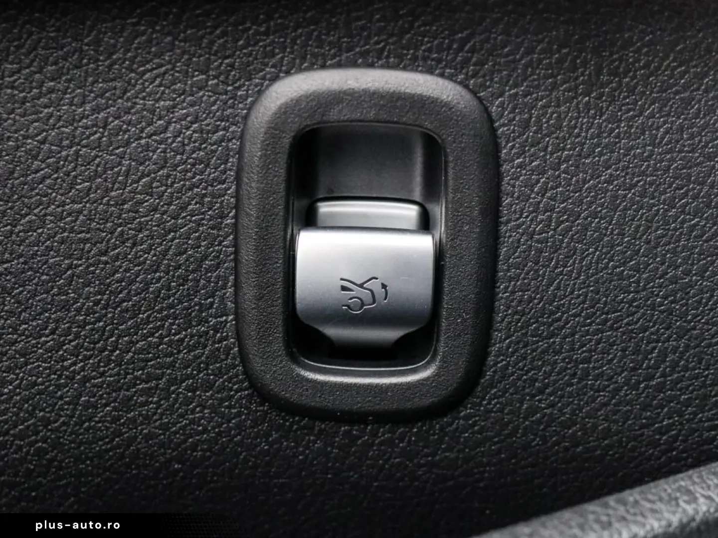 MERCEDES-BENZ C 200 4MATIC AMG-Sport Ambiente Cam LE&hellip;