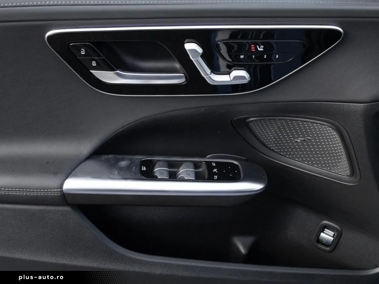 MERCEDES-BENZ C 200 AMG-Sport Night 360 Memo Distr Totw Ambi