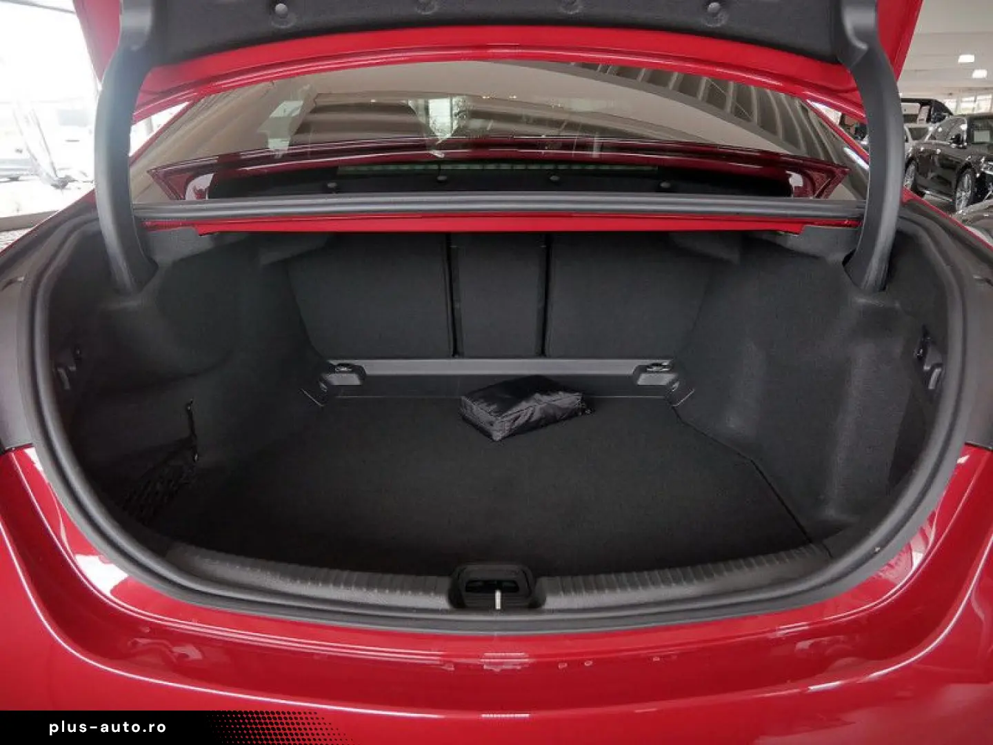 MERCEDES-BENZ C 200    AMG NIGHT AHK DISTR KAMERA SP&hellip;