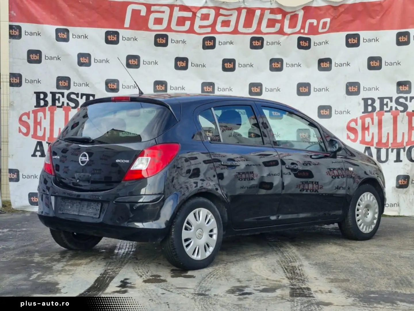 Opel Corsa D   2012   1.2 Benzină