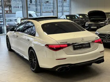 MERCEDES-BENZ S 63 E PERF. L DISTR HUD BURM4D PANO NIGHT 360