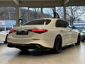MERCEDES-BENZ S 63 E PERF. L DISTR HUD BURM4D PANO NIGHT 360