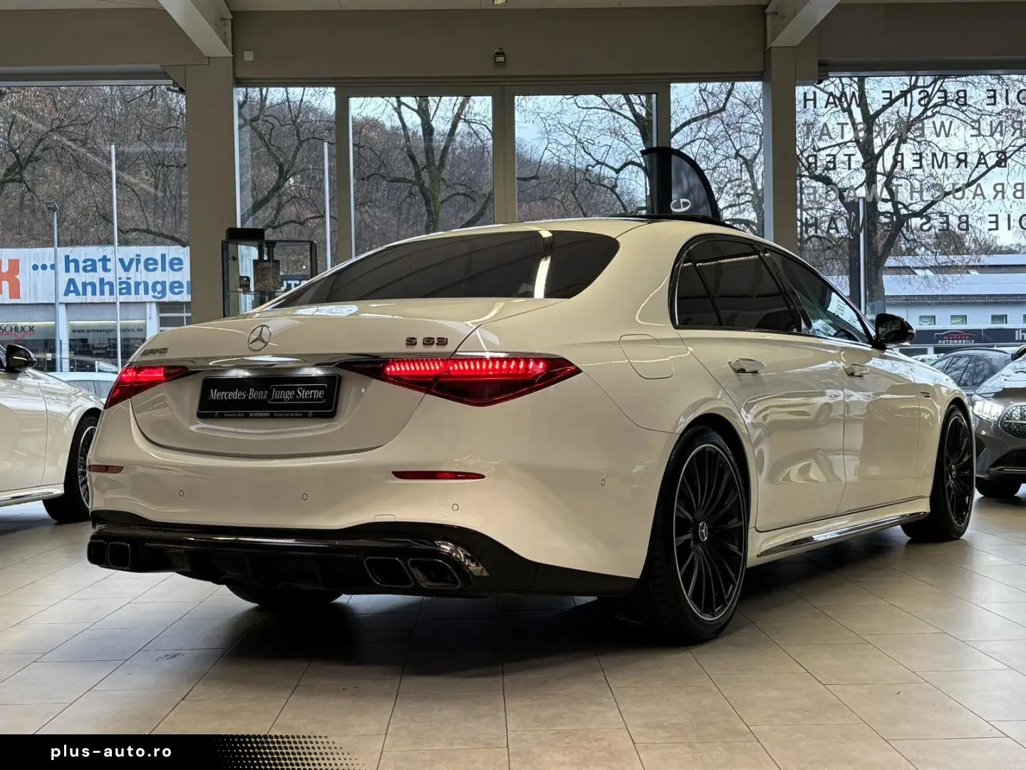 MERCEDES-BENZ S 63 E PERF. L DISTR HUD BURM4D PANO NIGHT 360