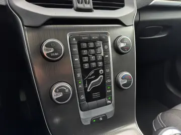 Volvo V40 2.0D Automat Momentum