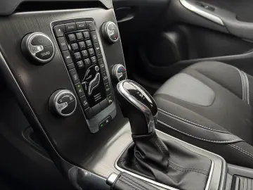 Volvo V40 2.0D Automat Momentum