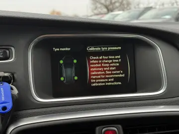 Volvo V40 2.0D Automat Momentum