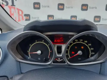 Ford Fiesta 1.2   Benzină   Manual   82 CP