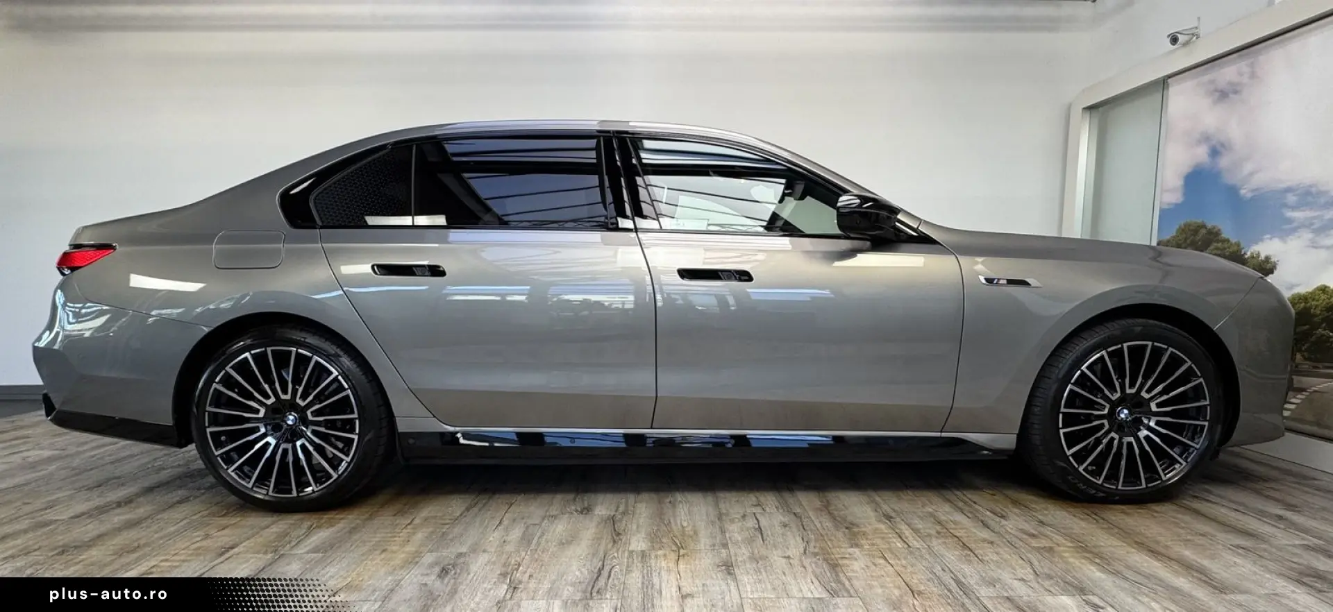 BMW M760 xDrive Executive Lounge Massage Sitzlüft