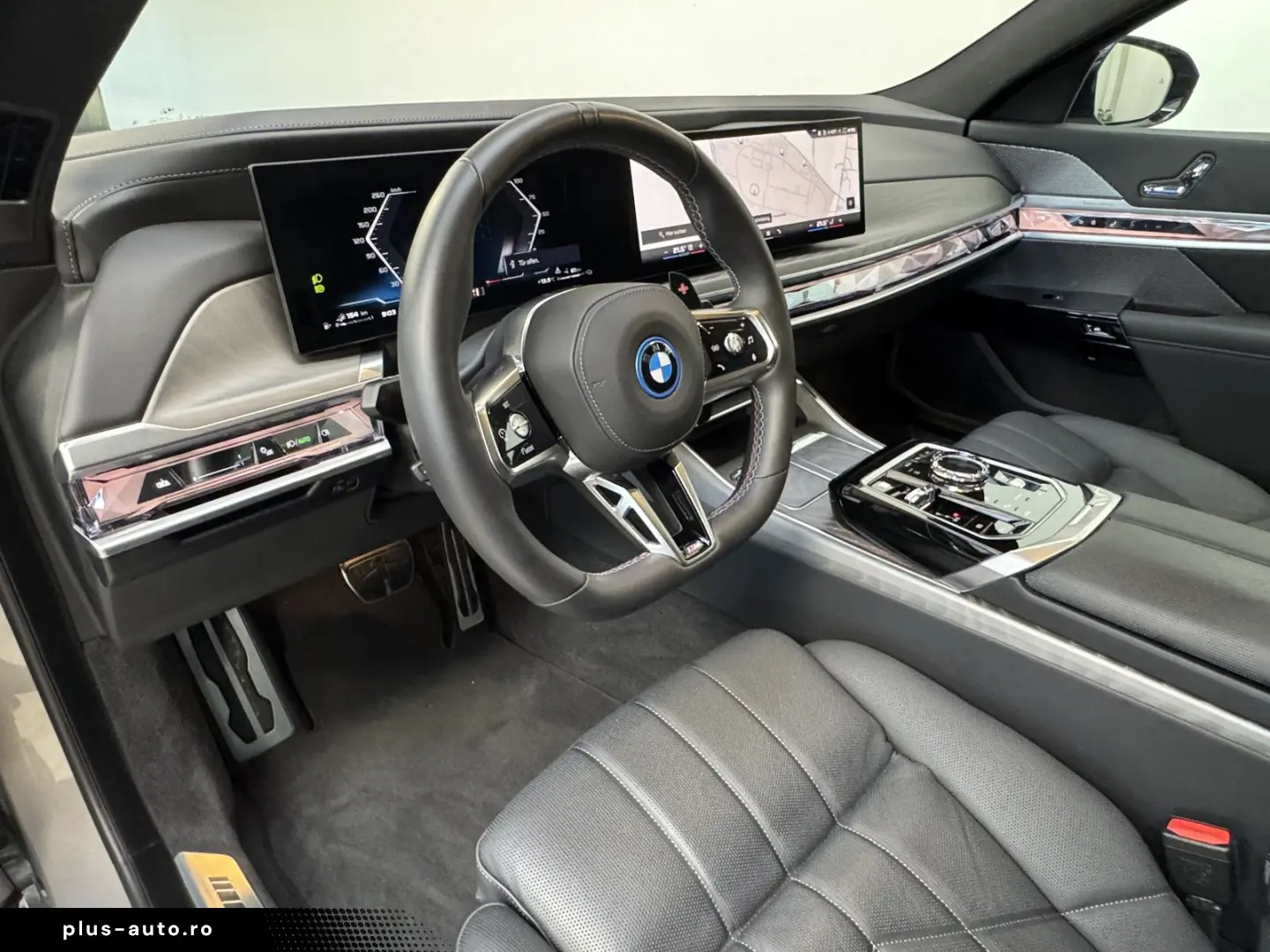 BMW M760 xDrive Executive Lounge Massage Sitzlüft