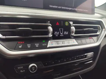 BMW X3 xDrive20i M Sport Navi 360  SHZ DAB