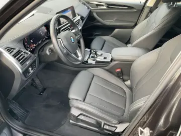 BMW X3 xDrive20d LED NAVI LEDER KAMERA PDC SHZ 18