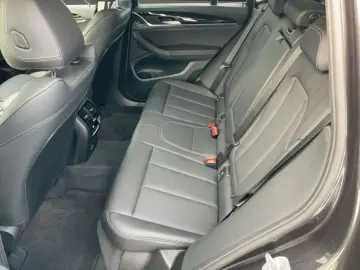 BMW X3 xDrive20d LED NAVI LEDER KAMERA PDC SHZ 18