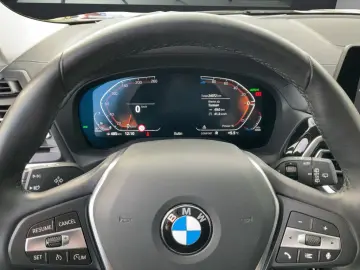 BMW X3 xDrive20d LED NAVI LEDER KAMERA PDC SHZ 18