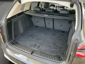 BMW X3 xDrive20d LED NAVI LEDER KAMERA PDC SHZ 18