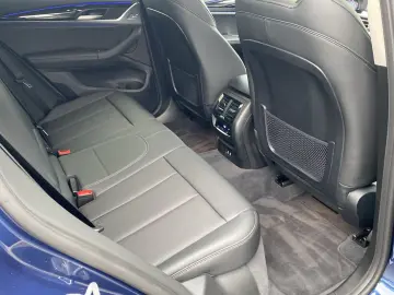 BMW X3 xDrive 20iA  LED Parkassist Hifi