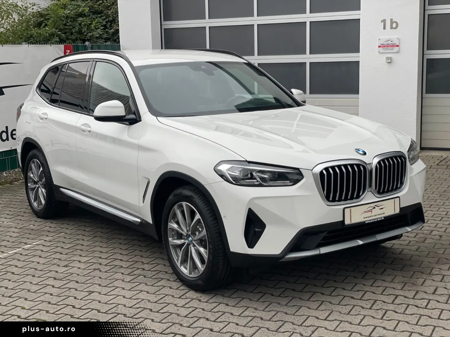 BMW X3 xDrive20d Navi AHK LED HUD HiFi Kamera
