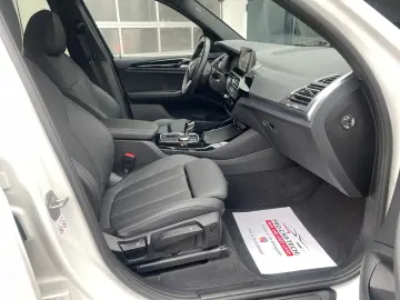 BMW X3 xDrive20d Navi AHK LED HUD HiFi Kamera