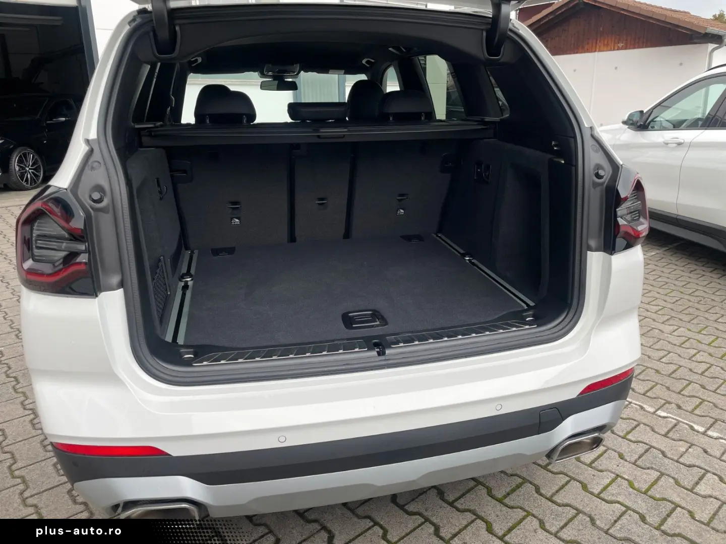 BMW X3 xDrive20d Navi AHK LED HUD HiFi Kamera