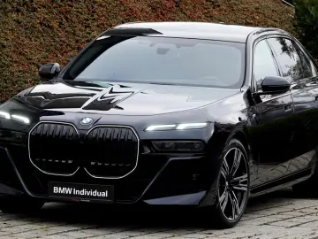 BMW 740d xDrive  M SPORT PRO  ICONIC G  BOWERS & WIL