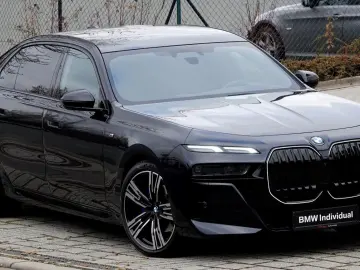 BMW 740d xDrive  M SPORT PRO  ICONIC G  BOWERS & WIL