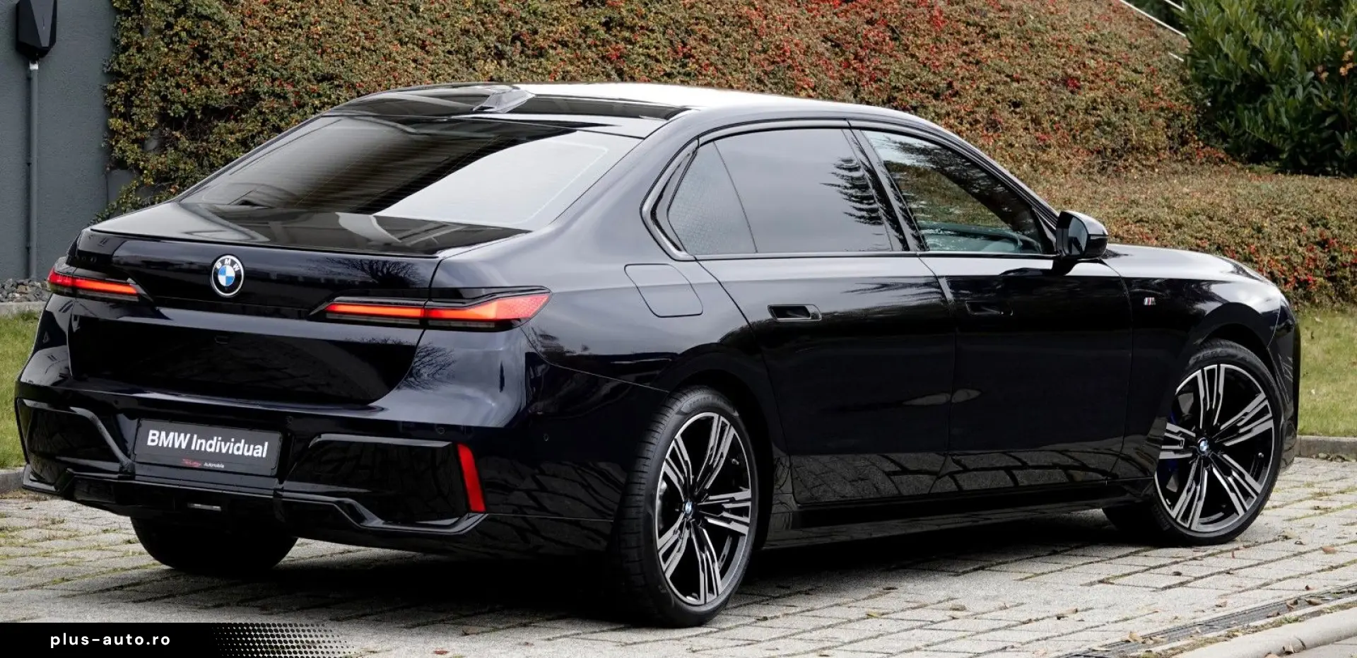 BMW 740d xDrive  M SPORT PRO  ICONIC G  BOWERS & WIL