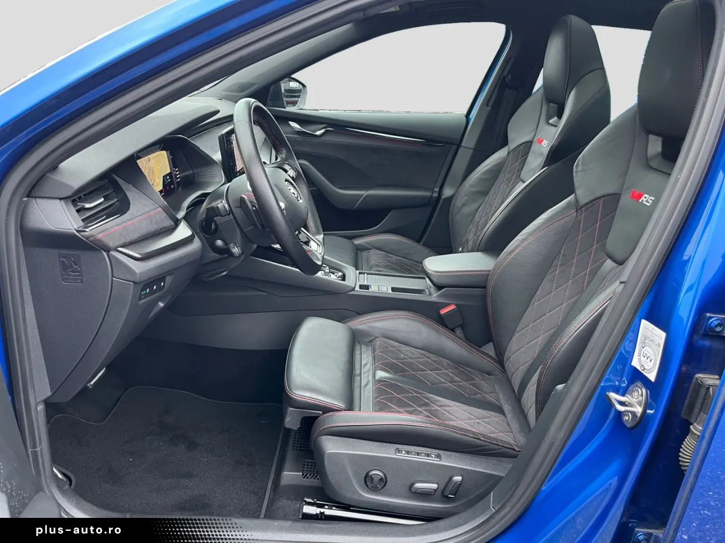 SKODA Octavia Combi 2.0TSI DSG RS Matrix Pano AHK HUD