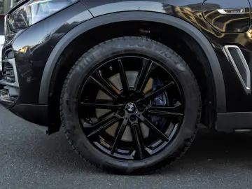 BMW X5 xDrive45e xLine