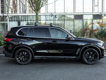 BMW X5 xDrive45e xLine