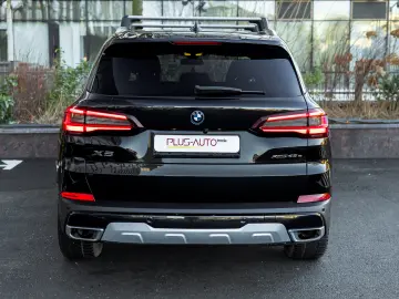 BMW X5 xDrive45e xLine
