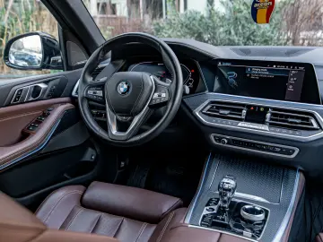 BMW X5 xDrive45e xLine