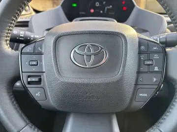 TOYOTA bz4X Comfort  LED AHK ACC CarPlay Wärmepumpe Sma