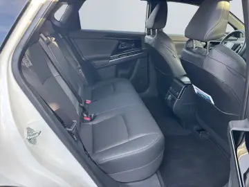 TOYOTA bz4X Comfort  LED AHK ACC CarPlay Wärmepumpe Sma