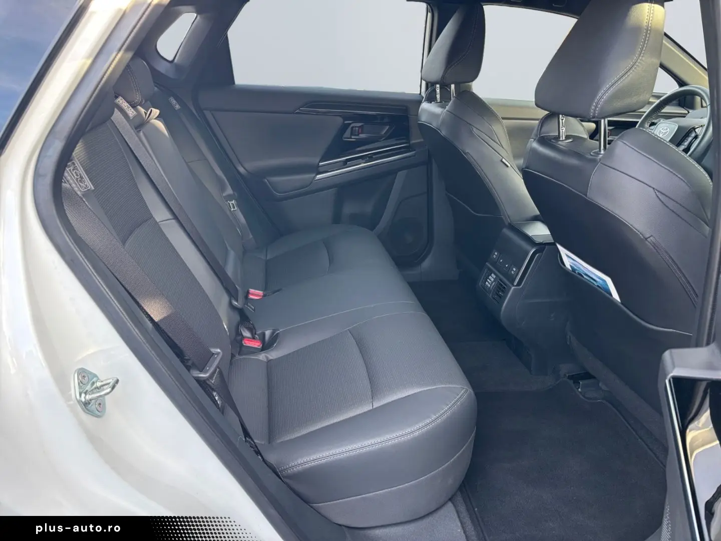 TOYOTA bz4X Comfort  LED AHK ACC CarPlay Wärmepumpe Sma