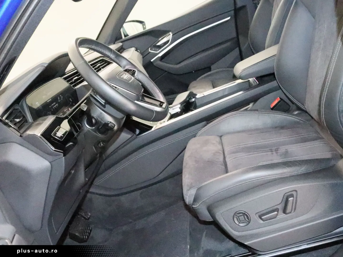 AUDI Q8 e-tron 55 quattro S line MATRIX-LED HUD ACC