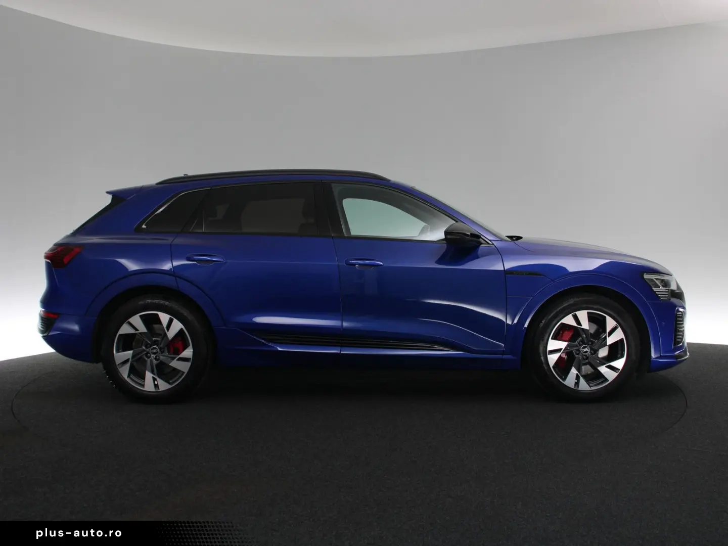 AUDI Q8 e-tron 55 quattro S line MATRIX-LED HUD ACC