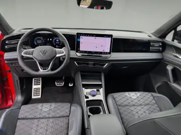 VW Tiguan 2.0 TDI DSG  R-Line Black Style  AHK Pano