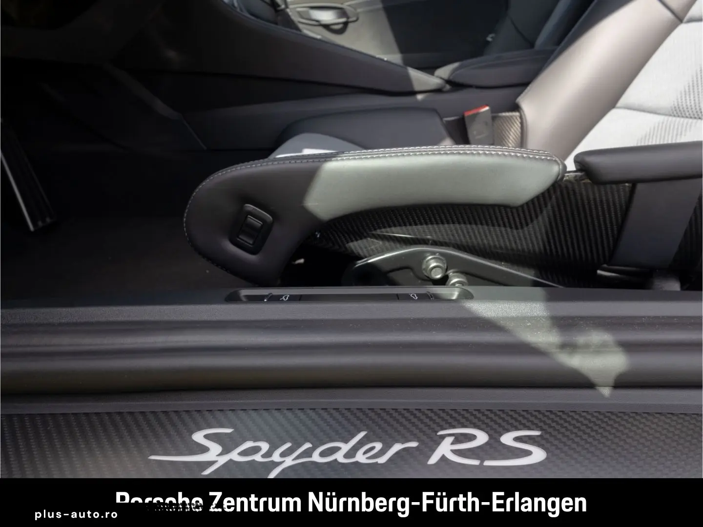 PORSCHE 718 Spyder RS Rückfahrkamera Sportabgasanlage