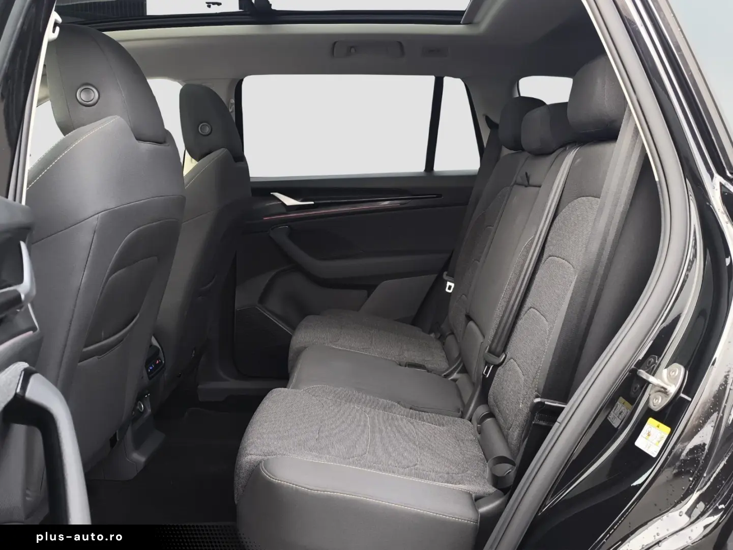 SKODA Kodiaq 2.0 TDI DSG 4x4 Selection HEAD UP PANO NA