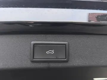 SKODA Kodiaq 2.0 TDI DSG 4x4 Selection HEAD UP PANO NA