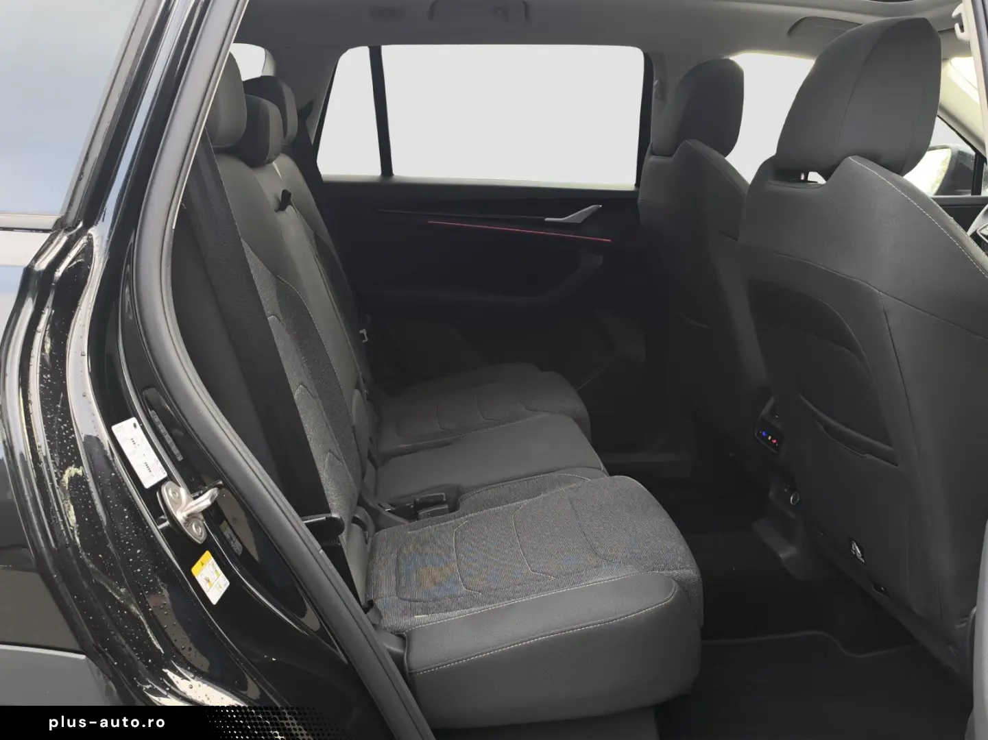 SKODA Kodiaq 2.0 TDI DSG 4x4 Selection HEAD UP PANO NA