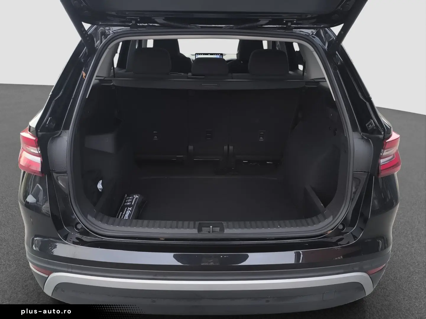 SKODA Kodiaq 2.0 TDI DSG 4x4 Selection HEAD UP PANO NA