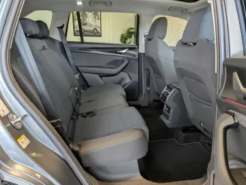 SKODA Kodiaq 2.0 4x4 Selectio Pano Matrix StHz AHK 19