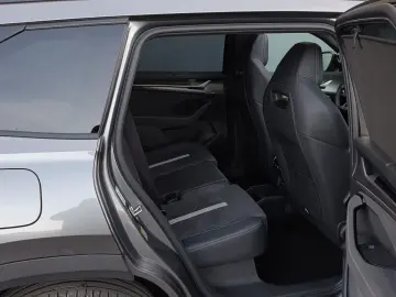 SKODA Kodiaq 1.5 TSI DSG Sportline Pano Navi ACC AHK