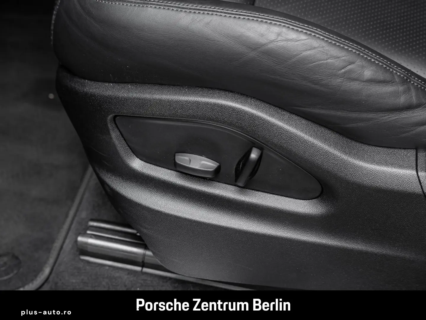 PORSCHE Cayenne BOSE Panorama Rückfahrkamera InnoDrive