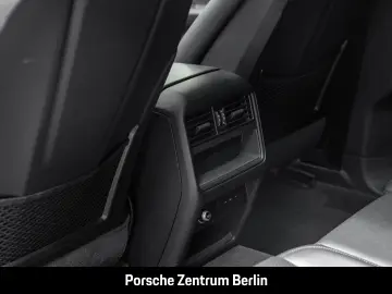 PORSCHE Cayenne BOSE Panorama Rückfahrkamera InnoDrive