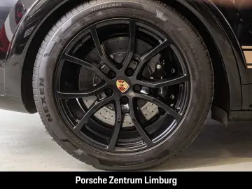 PORSCHE Cayenne Turbo E-Hybrid Burmester HA-Lenkung