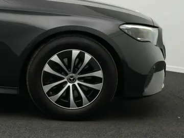 MERCEDES-BENZ E 200 Lim Avantgarde LED Kamera Totw Apple