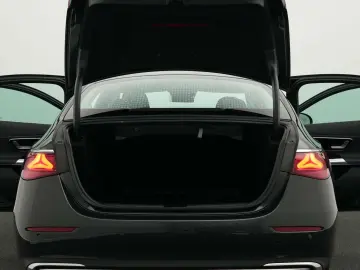 MERCEDES-BENZ E 200 Lim Avantgarde LED Kamera Totw Apple