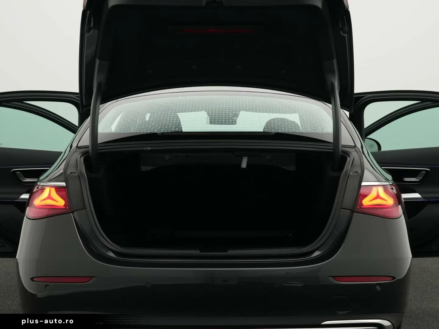 MERCEDES-BENZ E 200 Lim Avantgarde LED Kamera Totw Apple